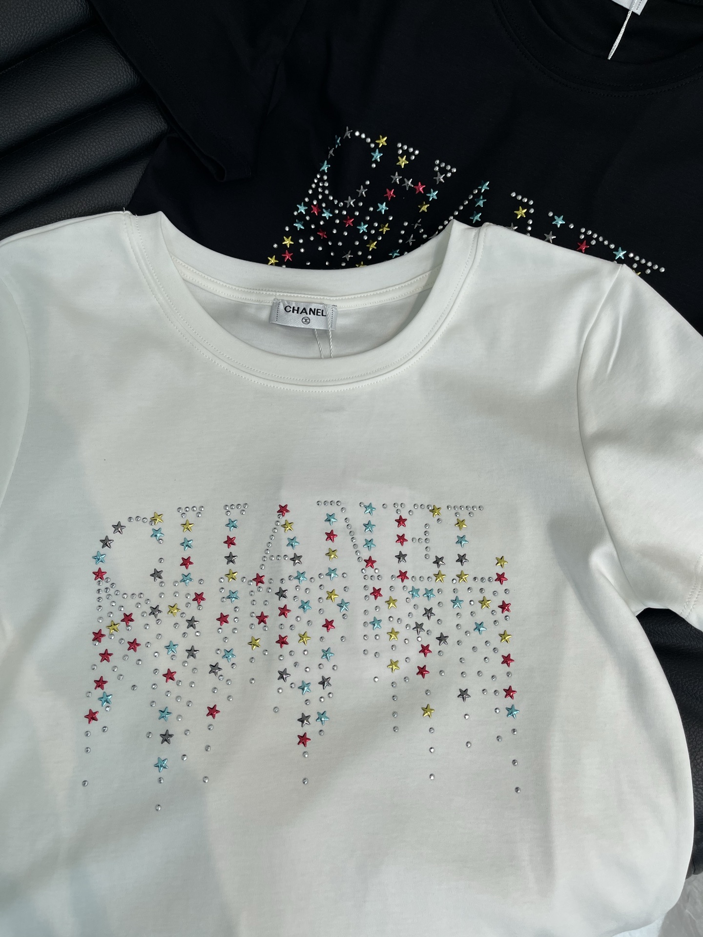 Women's short sleeves